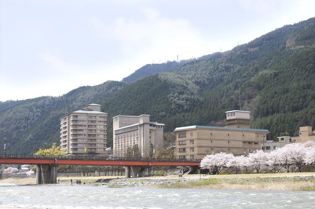 Suimeikan Hotel Gero Exterior photo